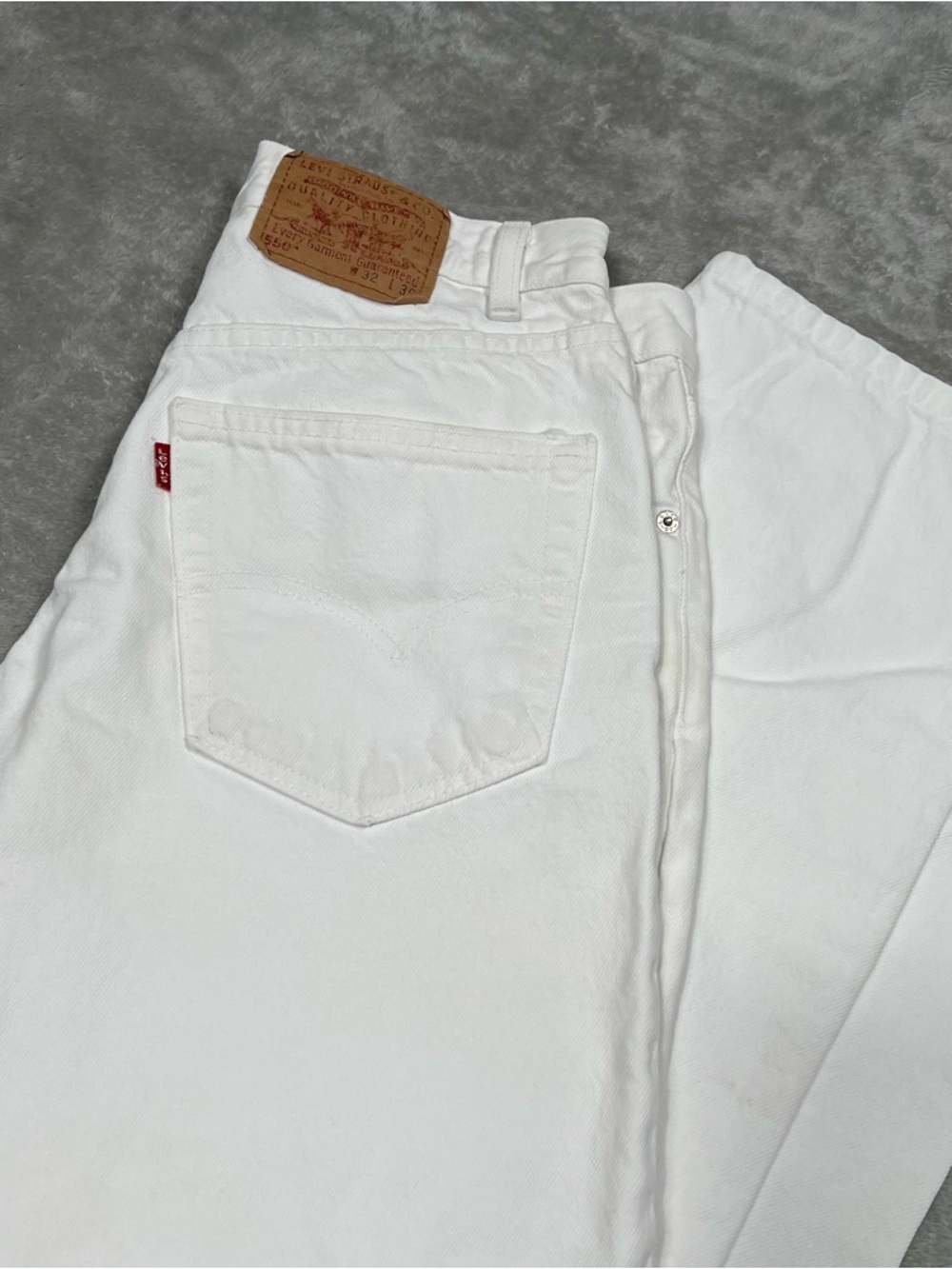 Vintage Levi's 550 Jeans Mens 30x29 White Relaxed USA Made Painter Denim Skater